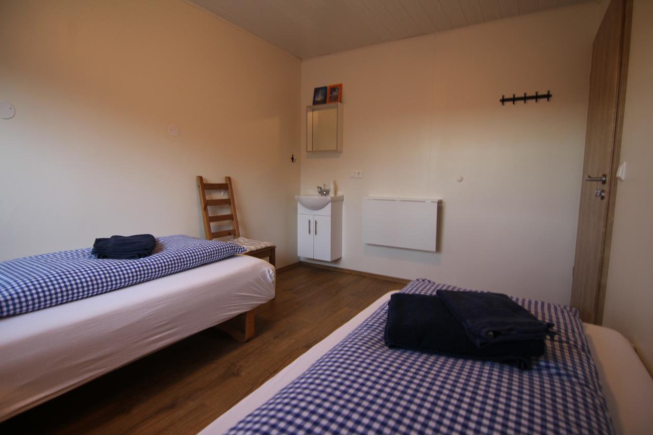 Cja Guesthouse Laugar  Bagian luar foto